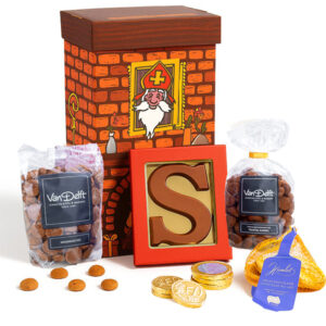 Sinterklaas pakket vol verwachting klopt ons hart